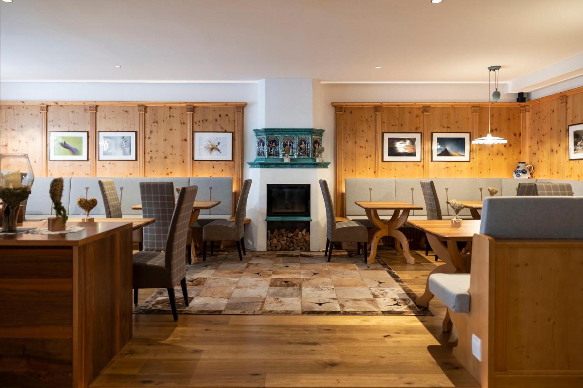 Artnatur Dolomites Hotel & Spa Siusi Luaran gambar