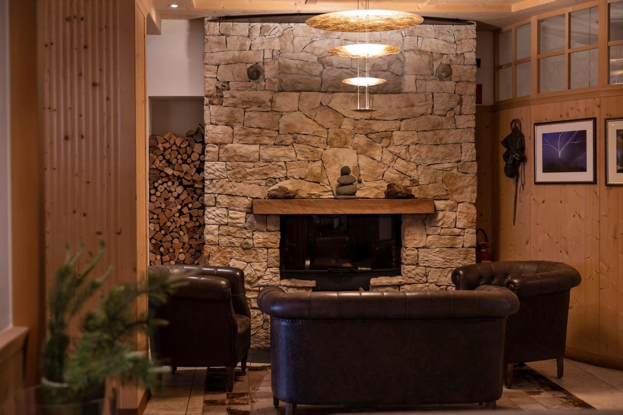 Artnatur Dolomites Hotel & Spa Siusi Luaran gambar