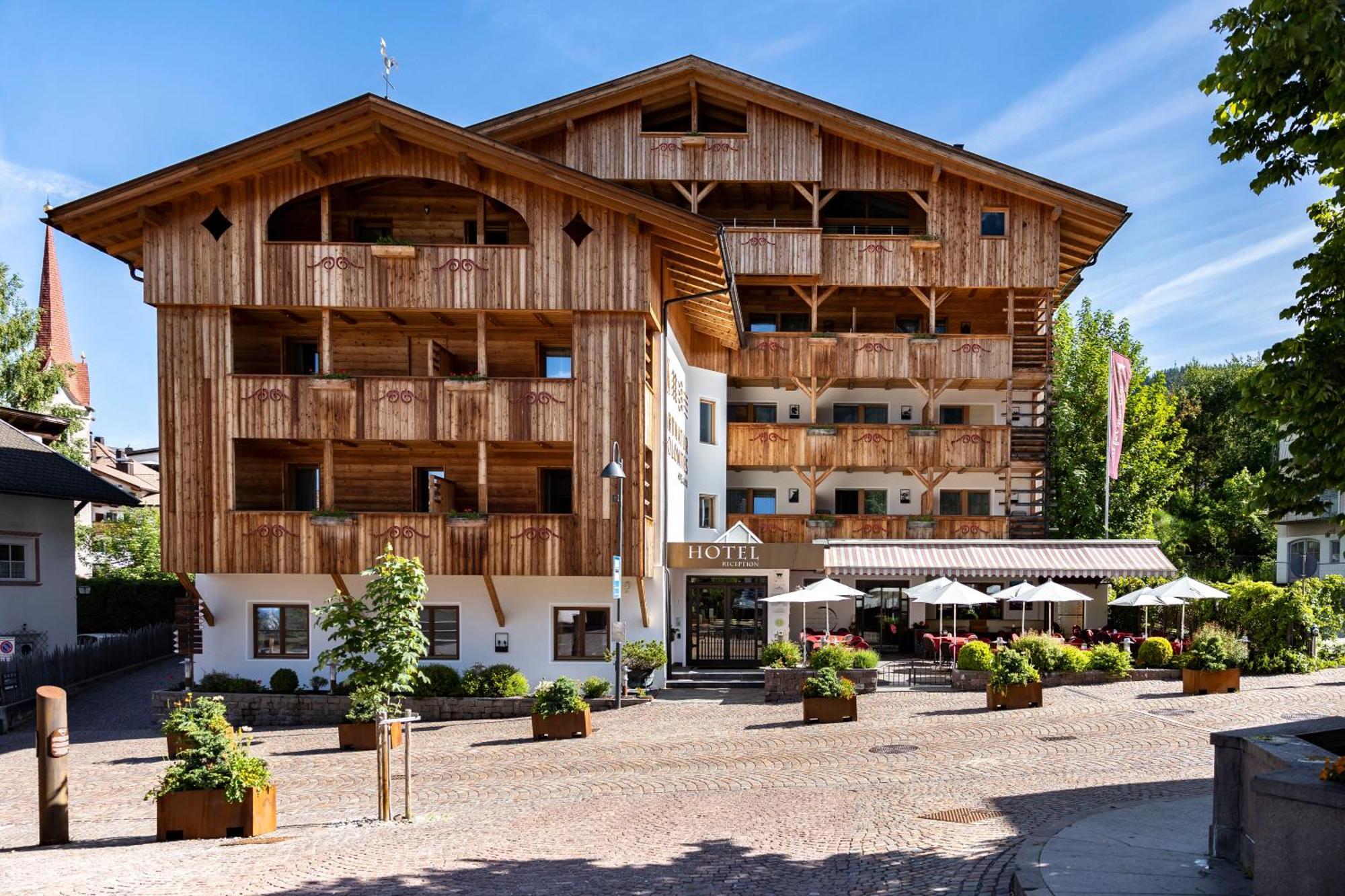 Artnatur Dolomites Hotel & Spa Siusi Luaran gambar