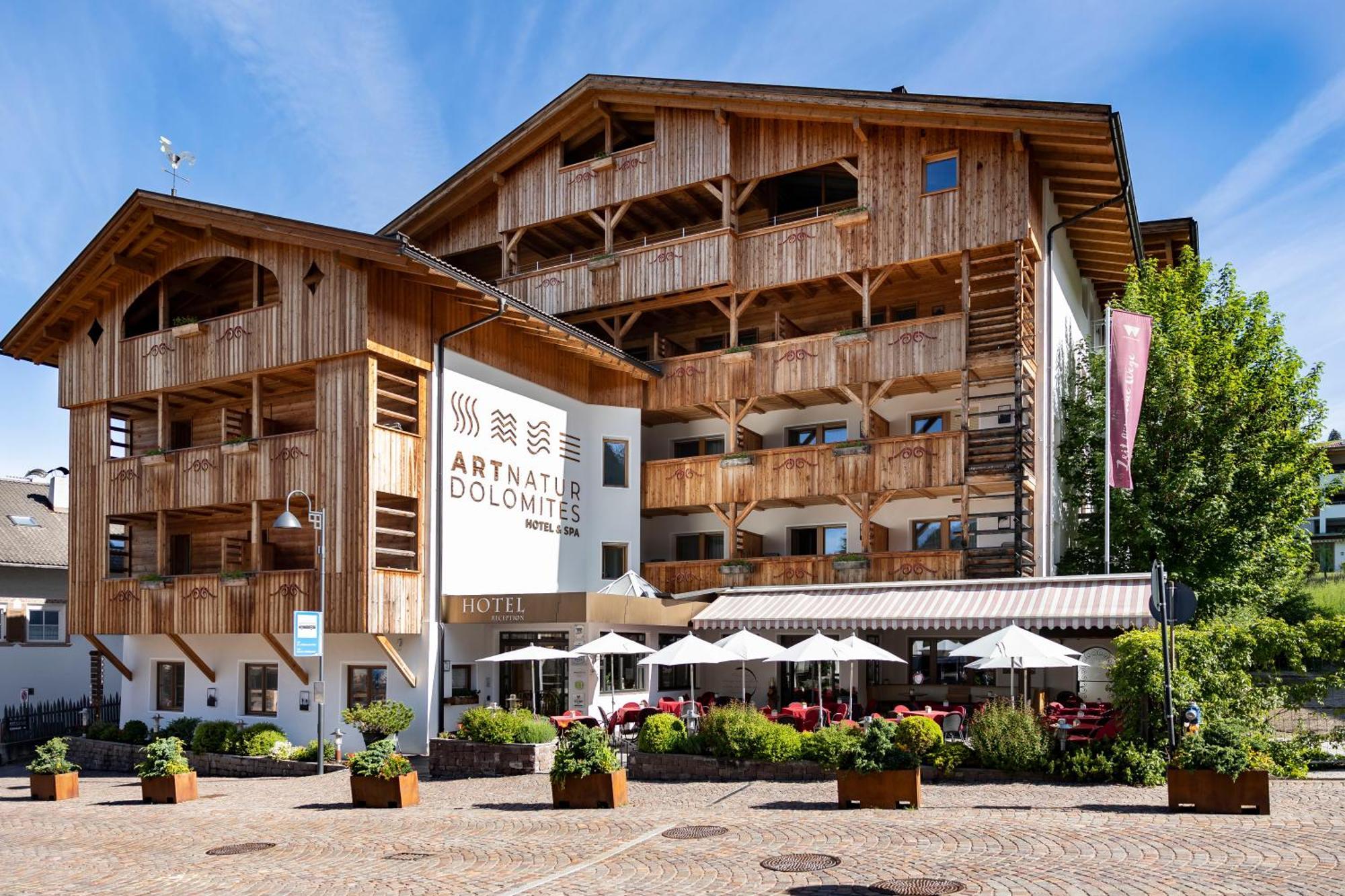 Artnatur Dolomites Hotel & Spa Siusi Luaran gambar